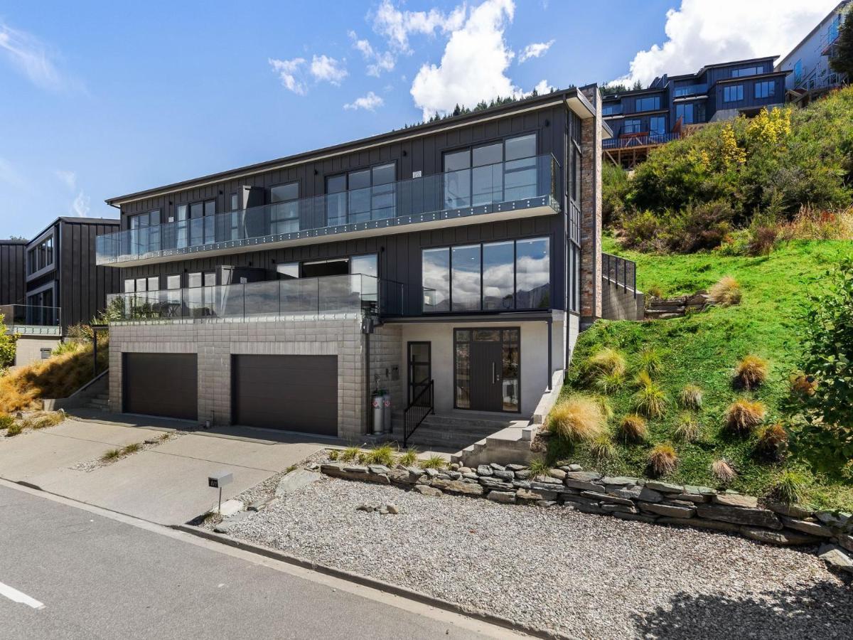 St Matthews Views Walter Villa Queenstown Exterior photo